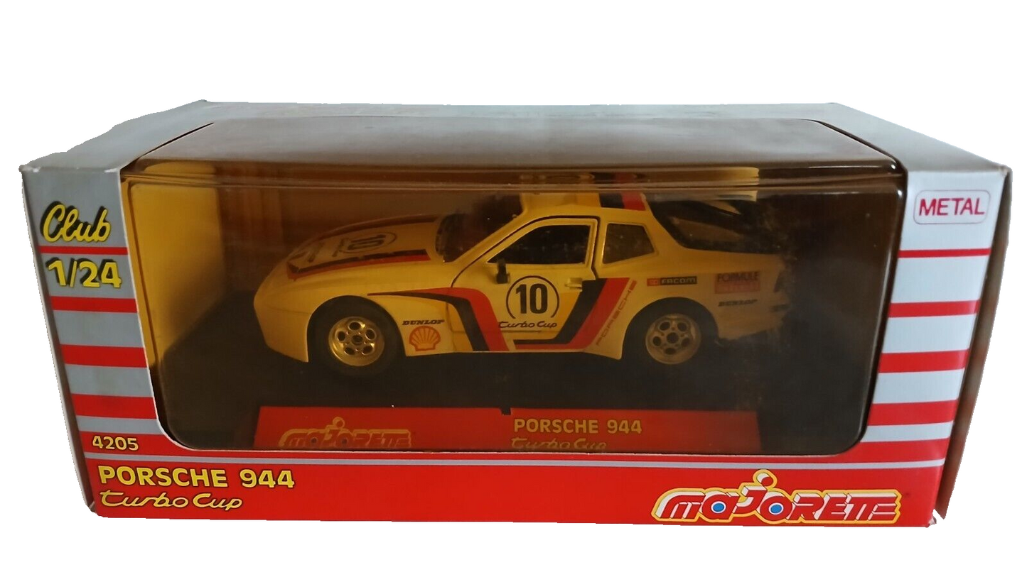 PORSCHE 944 TURBO CUP MAJORETTE SCALA 1/24