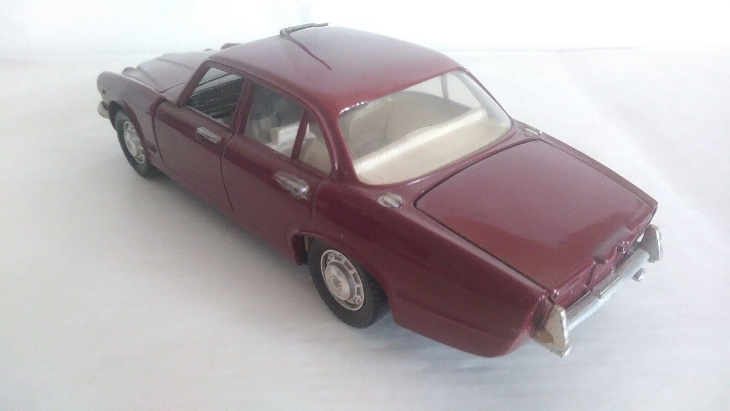 JAGUAR XJ 6L POLISTIL SCALA 1/25