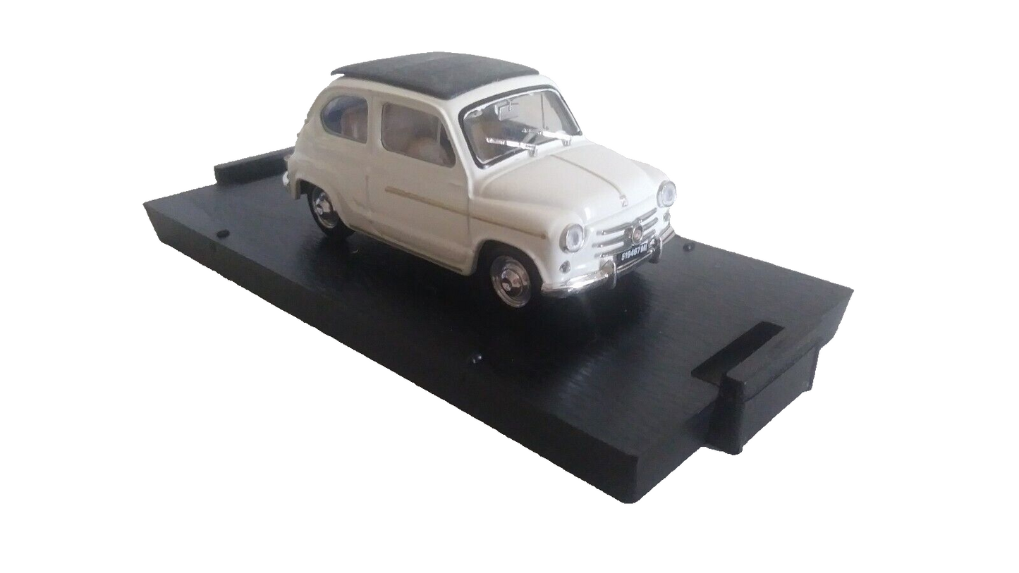 FIAT 600D TRASFORMABILE CHIUSA 1960 BRUMM 1/43