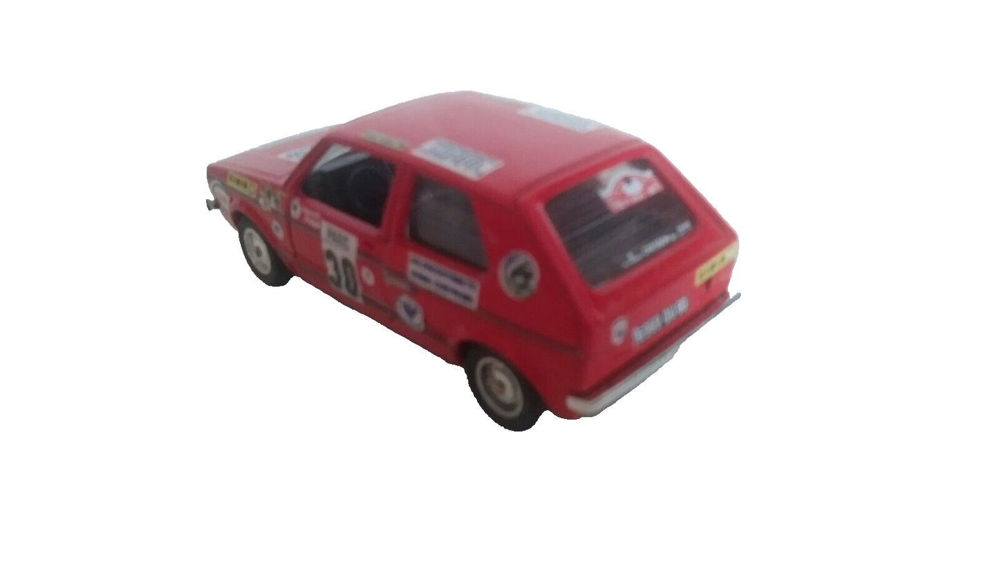 VOLKSWAGEN GOLF SOLIDO SCALA 1/43