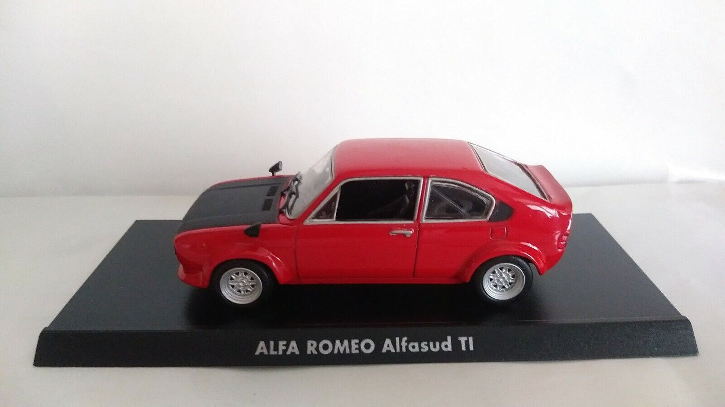 AUTO ITALIANE DA COLLEZIONE 1:43 SCEGLI DAL MENU A TENDINA