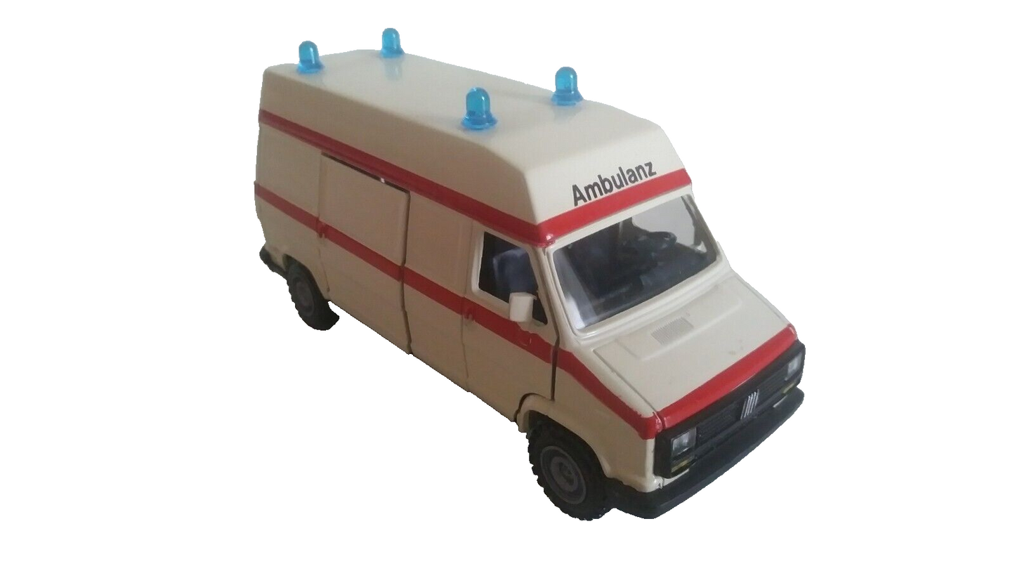 FIAT DUCATO NZG SCALA 1/43