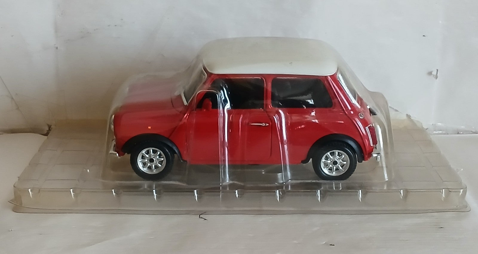 https://i.ebayimg.com/00/s/ODUxWDE2MDA=/z/qsYAAeSwgE5p5koc/$_57.JPG?set_id=880000500F