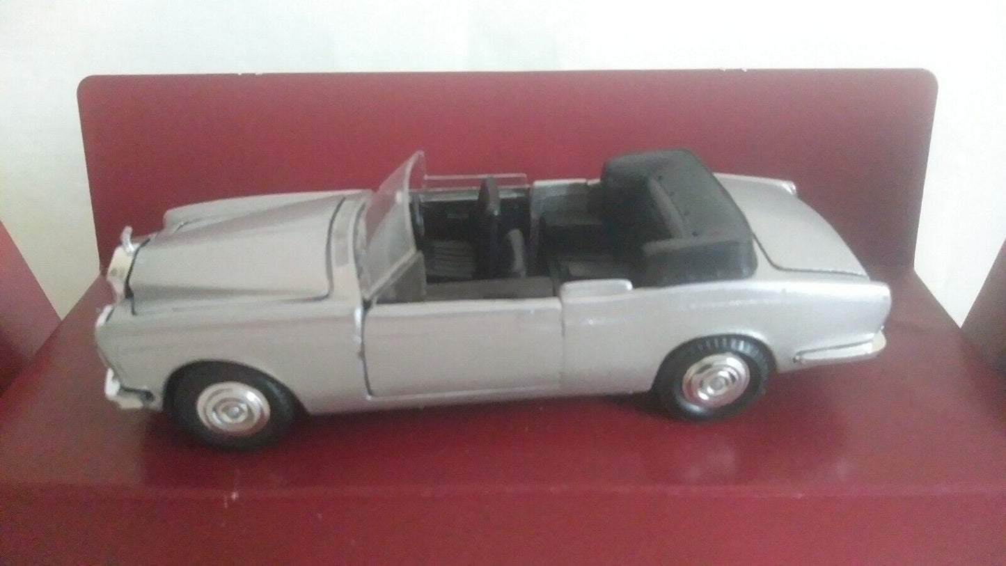 ROLLS ROYCE CORNICHE DROPHEAD COUPE' POLISTIL 1/43