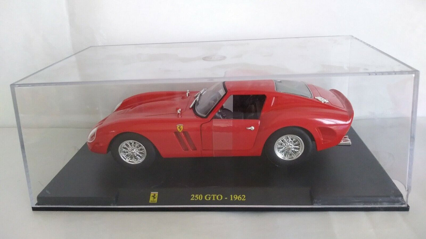 LE GRANDI FERRARI 1:24 SCEGLI DAL MENU A TENDINA