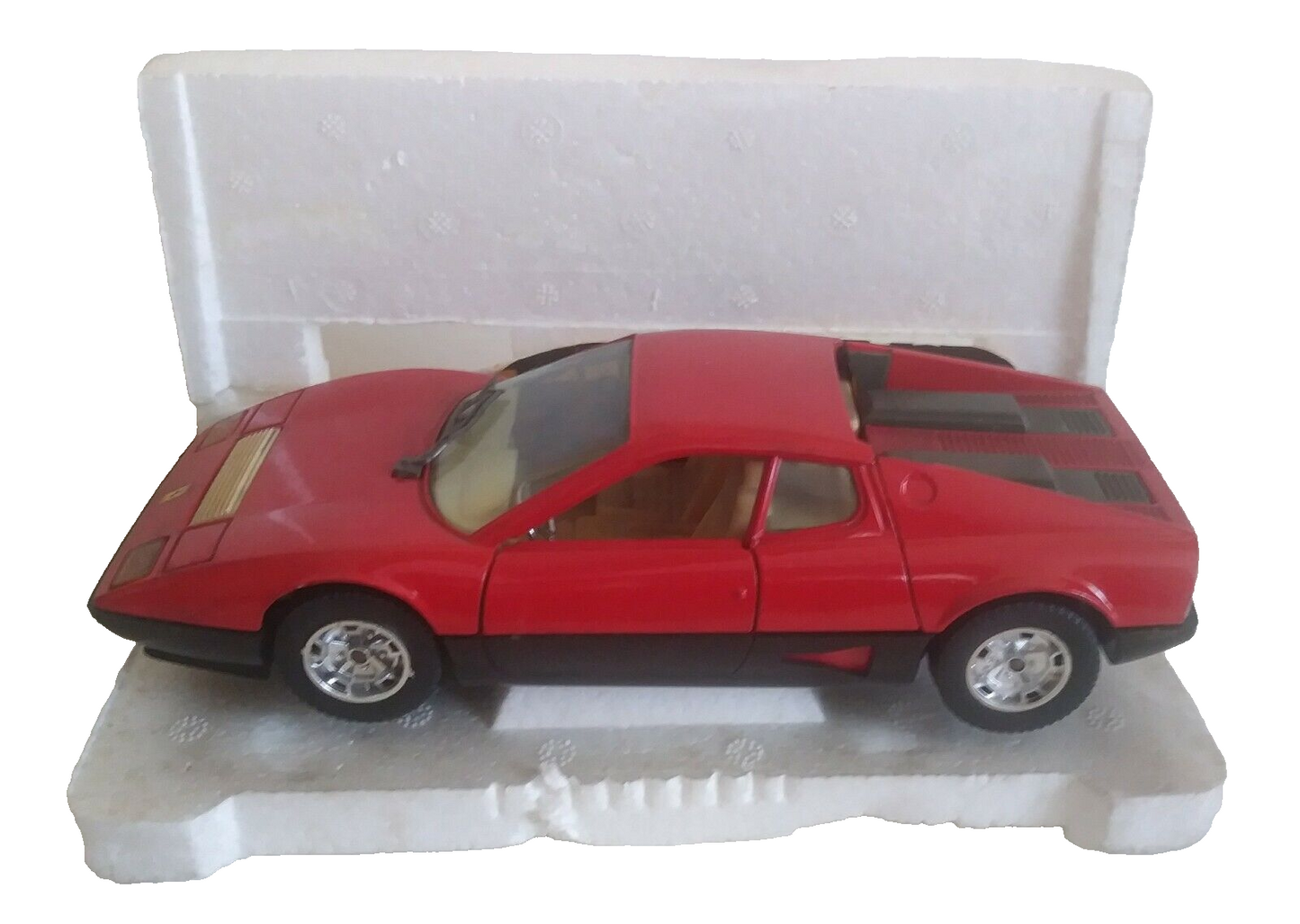 FERRARI 512 BB BURAGO SCALA 1/24