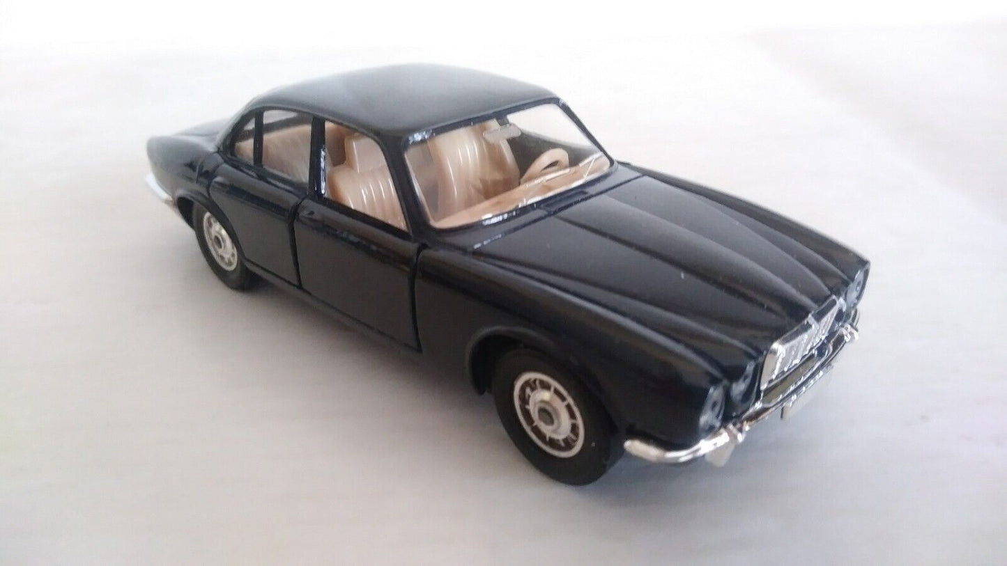 JAGUAR XJ 12 SOLIDO SCALA 1/43