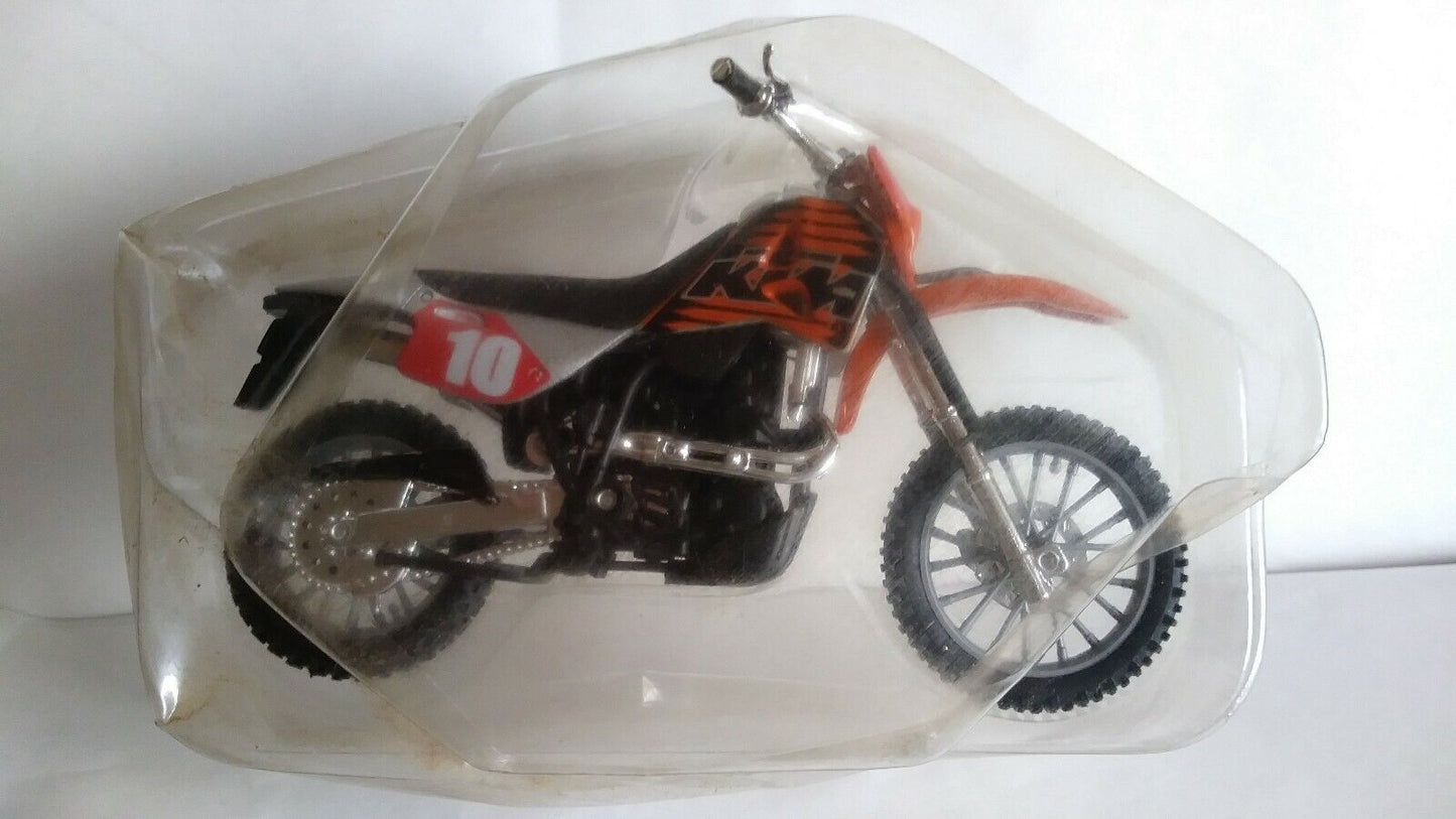 KTM 540 SXC MAISTO SCALA 1/18 (LEGGERE BENE)