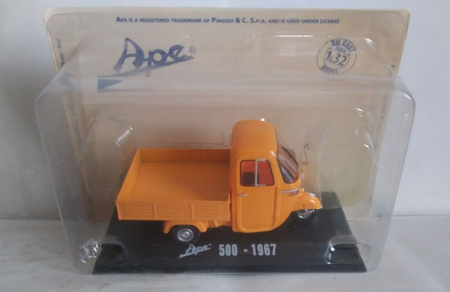 APE COLLECTION 1:32 SCEGLI DAL MENU A TENDINA