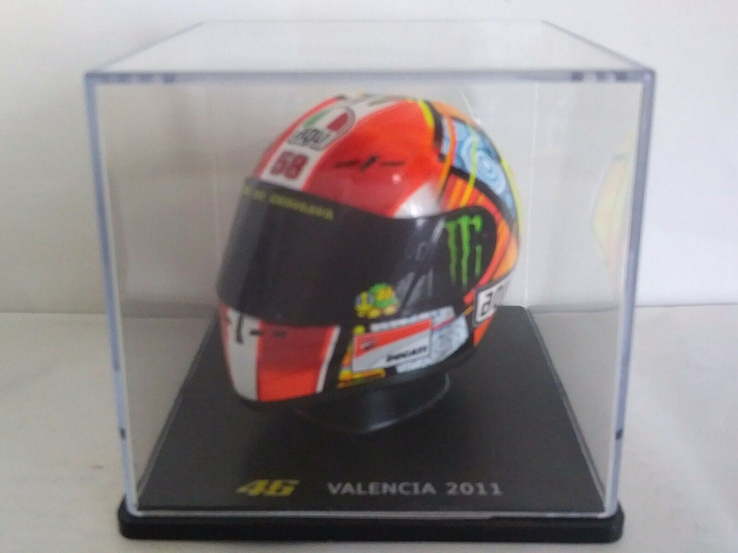 CASCHI - HELMET - VALENTINO ROSSI SCEGLI DAL MENU A TENDINA