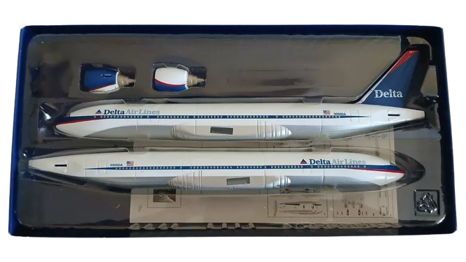 C BOEING 777 DELTA AIRLINES NEW RAY SCALA 1/200