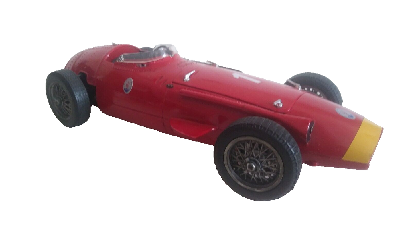 MASERATI 250F POLISTIL SCALA 1/16