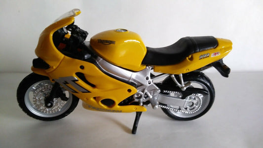 TRIUMPH TT 600 MAISTO SCALA 1/18 (LEGGERE BENE)