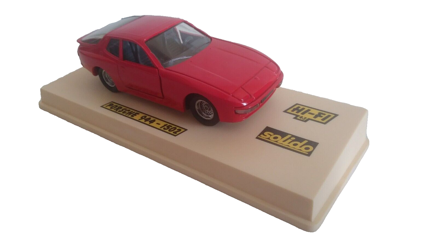 PORSCHE 944 - 1502 SOLIDO 1/43