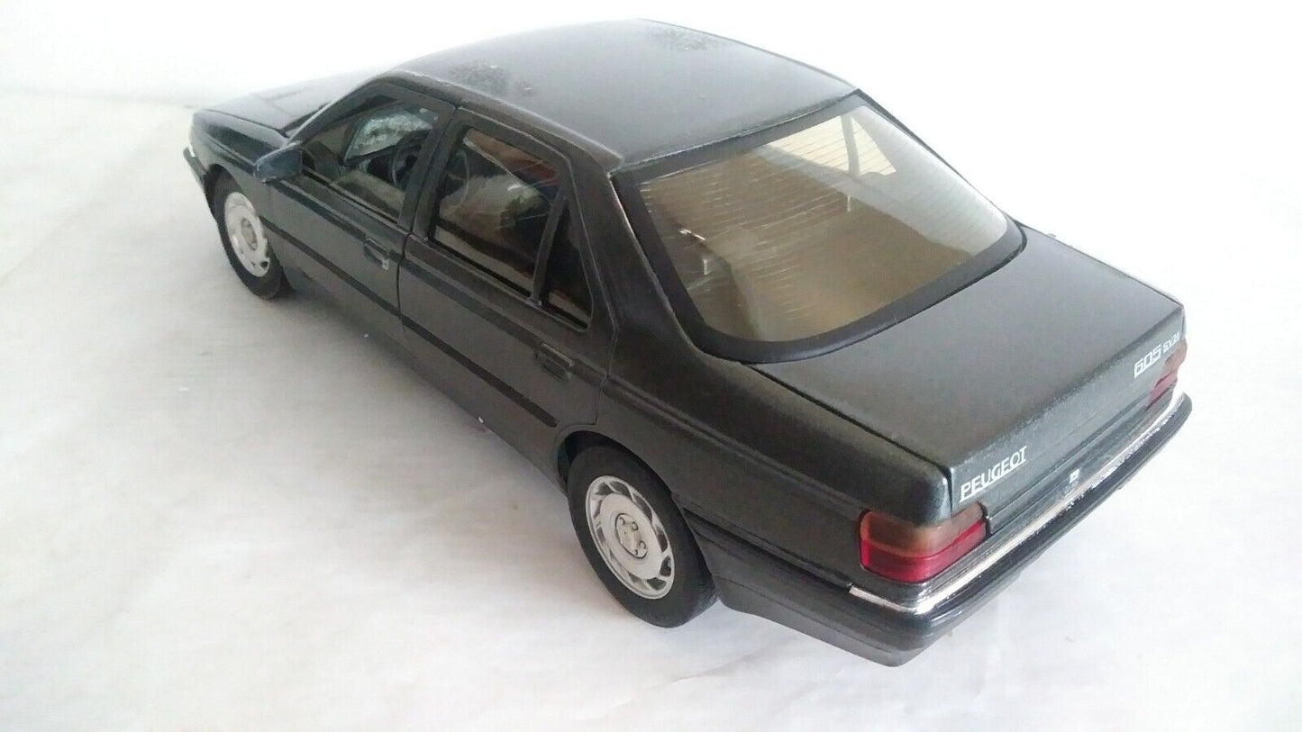 PEUGEOT 605 SV24 SOLIDO SCALA 1/18