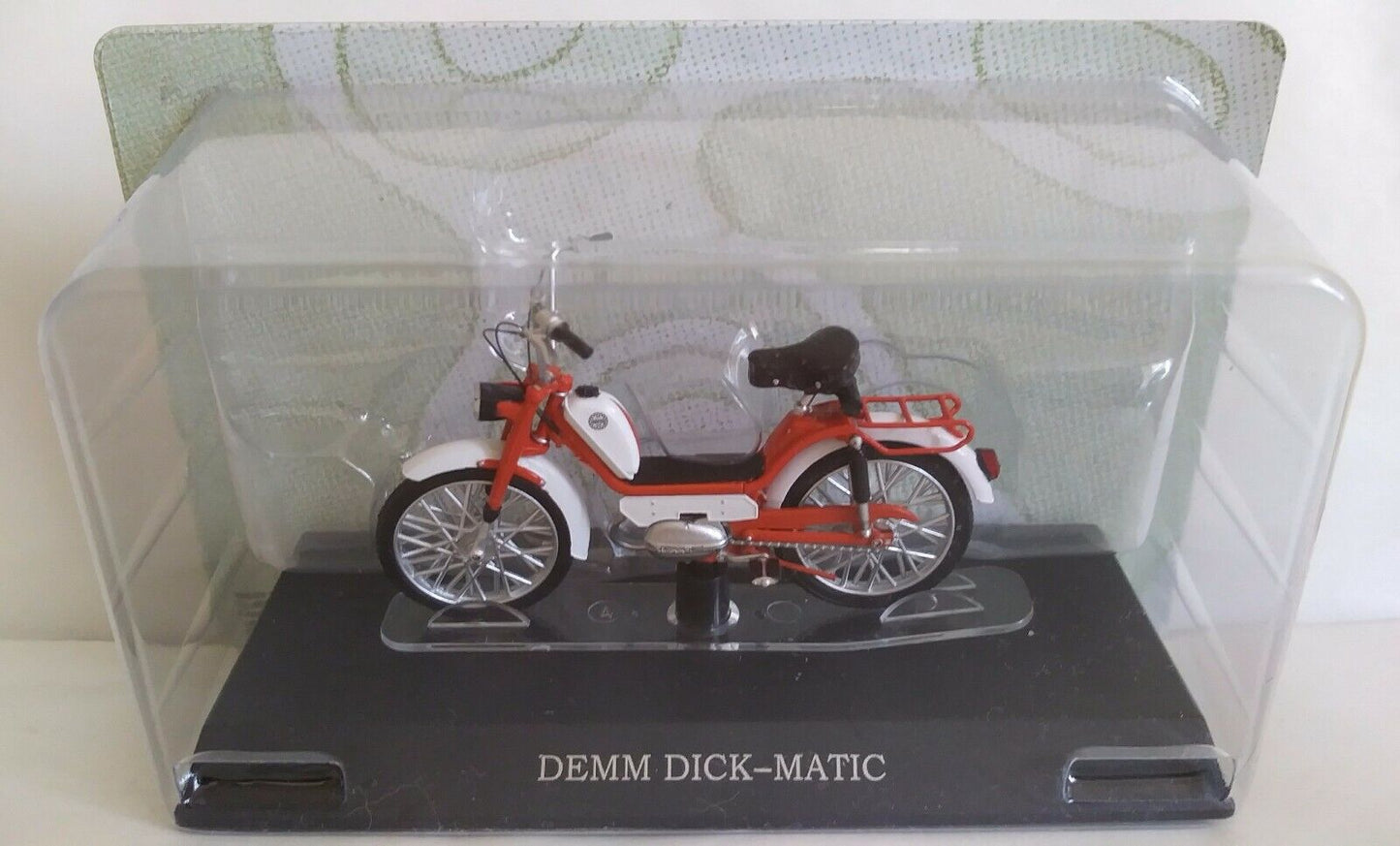 PASSIONE MOTORINI 1:18 SCEGLI DAL MENU A TENDINA