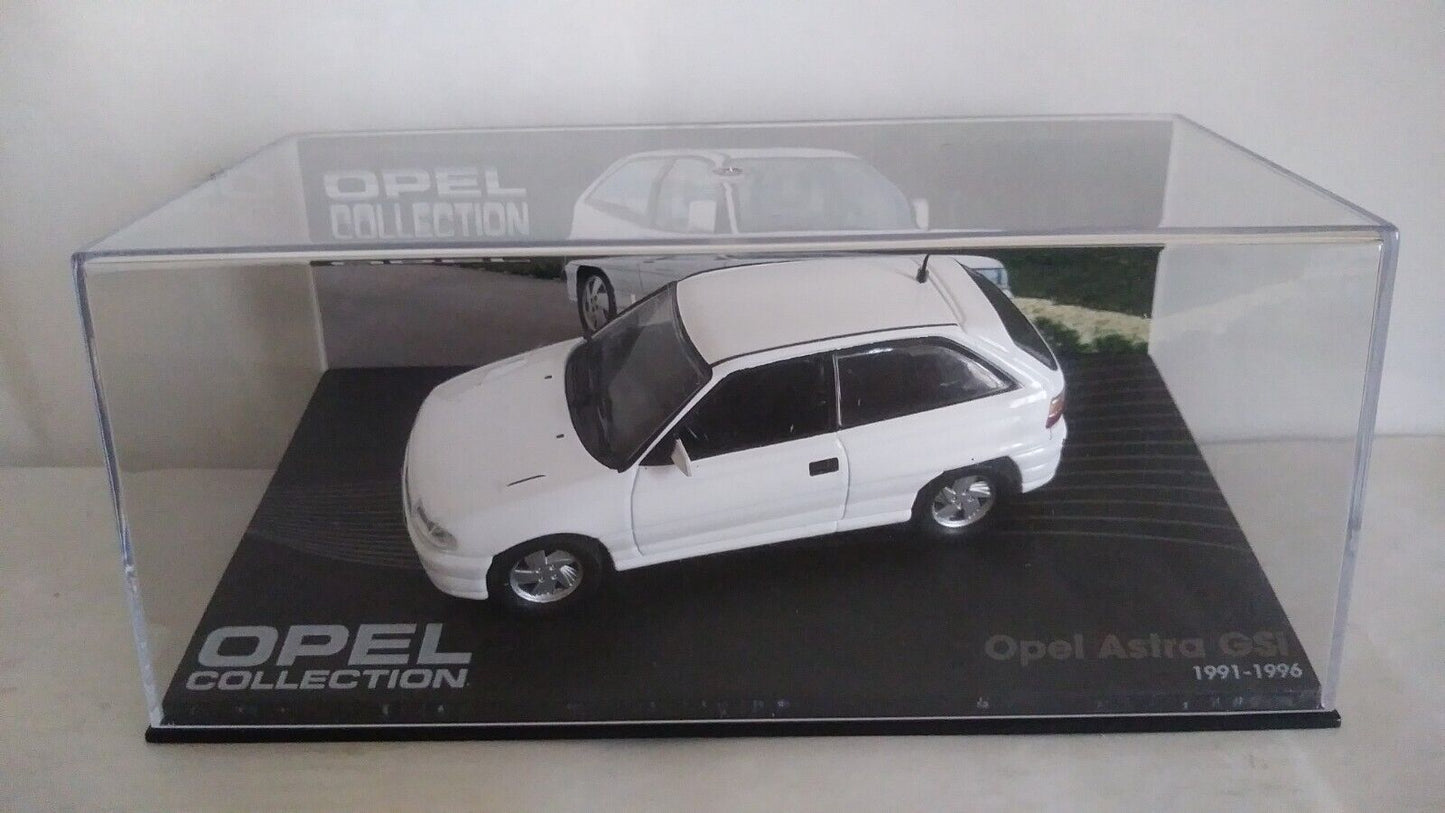 OPEL COLLECTION 1:43 SCEGLI DAL MENU A TENDINA