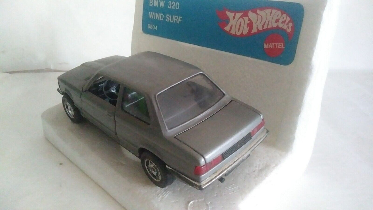 BMW 320 HOTWHEELS SCALA 1/25