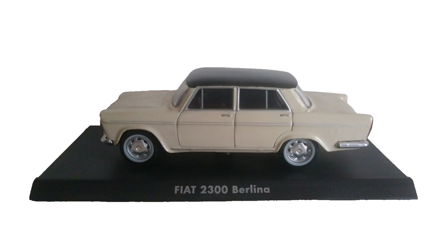 FIAT 2300 BERLINA SCALA 1/43