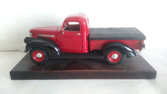 CHEVROLET PICK-UP 1946 SOLIDO SCALA 1/18