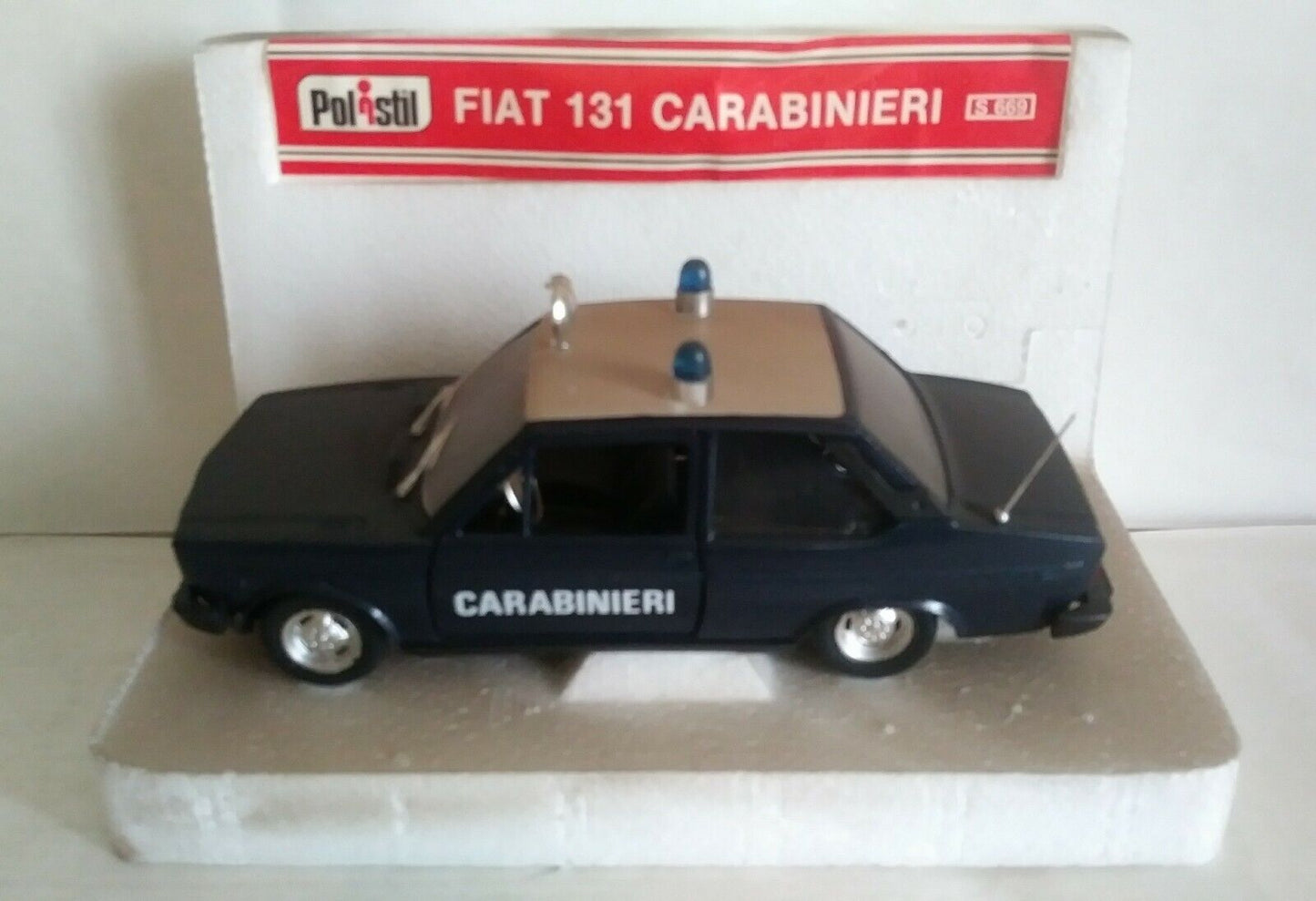 FIAT 131 CARABINIERI POLISTIL SCALA 1/25