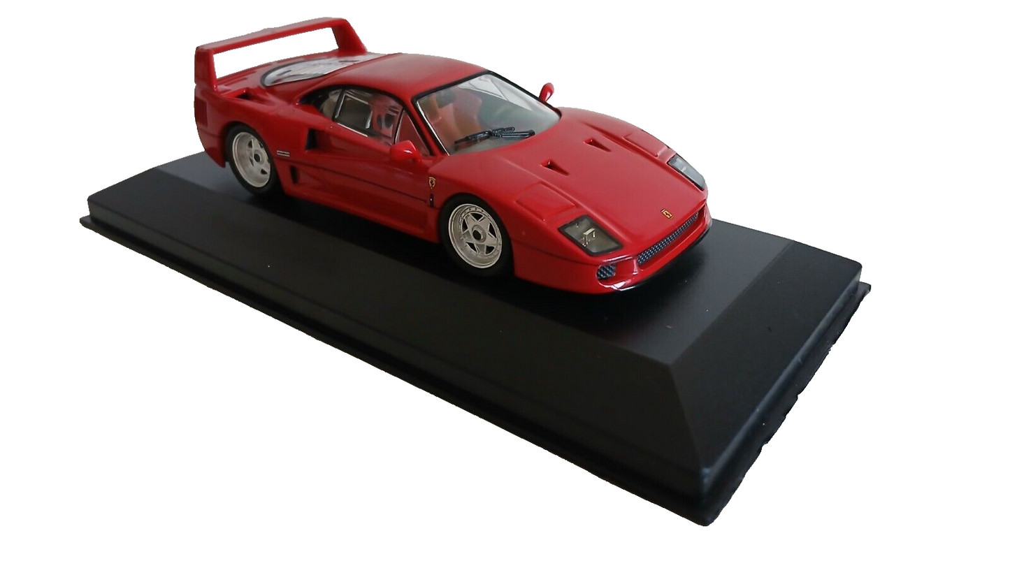 FERRARI F40 1987 IXO SCALA 1/43