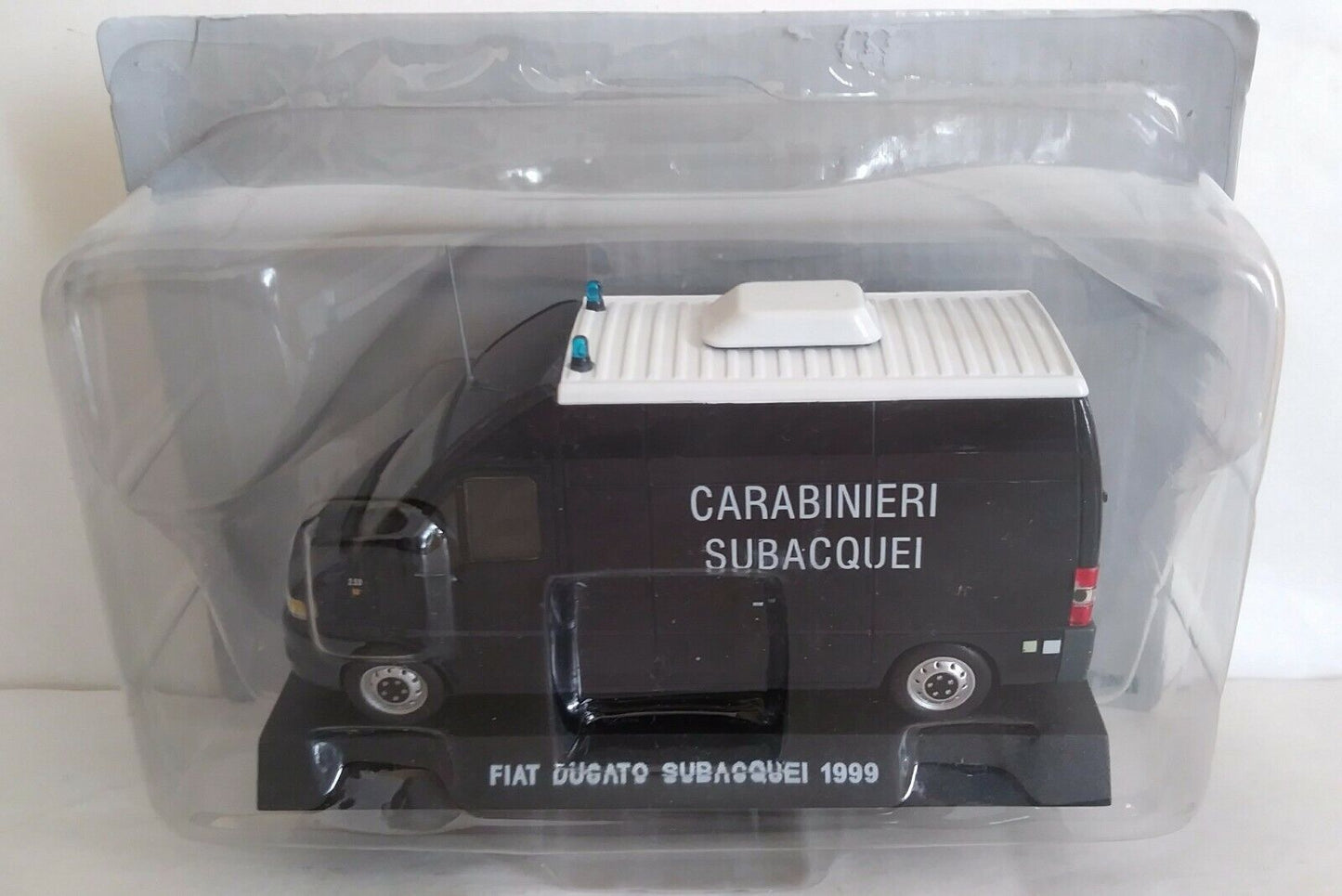 CARABINIERI 1:43 SCEGLI DAL MENU A TENDINA