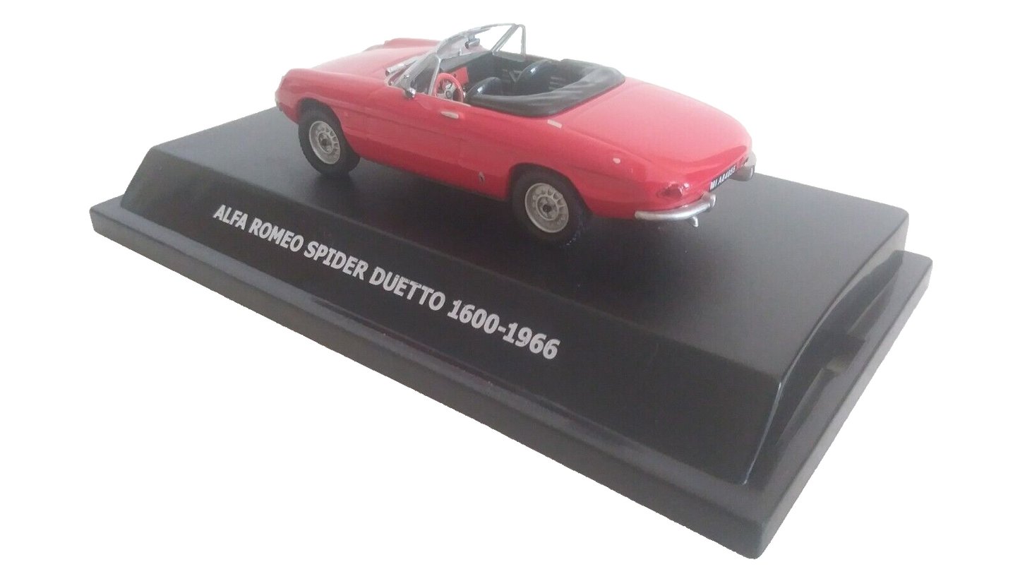 ALFA ROMEO SPIDER DUETTO 1600 - 1966 MAXICAR 1/43