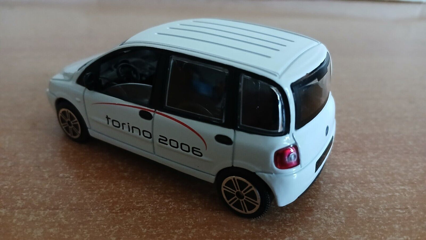 FIAT MULTIPLA OLIMPIADI/OLYMPIC GAMES TORINO 2006 MAJORETTE SCALA 1/43