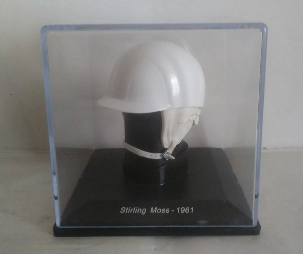 https://i.ebayimg.com/00/s/MTM0M1gxNjAw/z/gOAAAOSwCbZluR09/$_57.JPG?set_id=8800005007