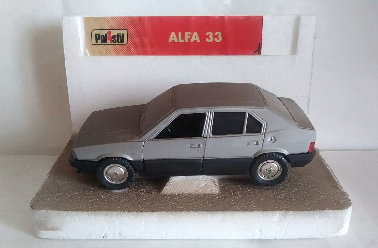 ALFA ROMEO ALFA 33 POLISTIL SCALA 1/25