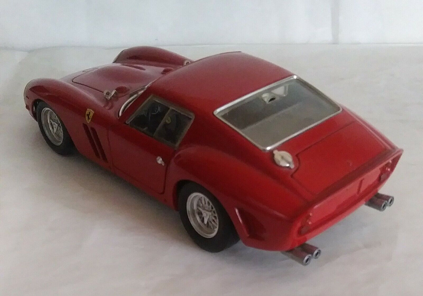 FERRARI 250 GTO MATTEL SCALA 1/18