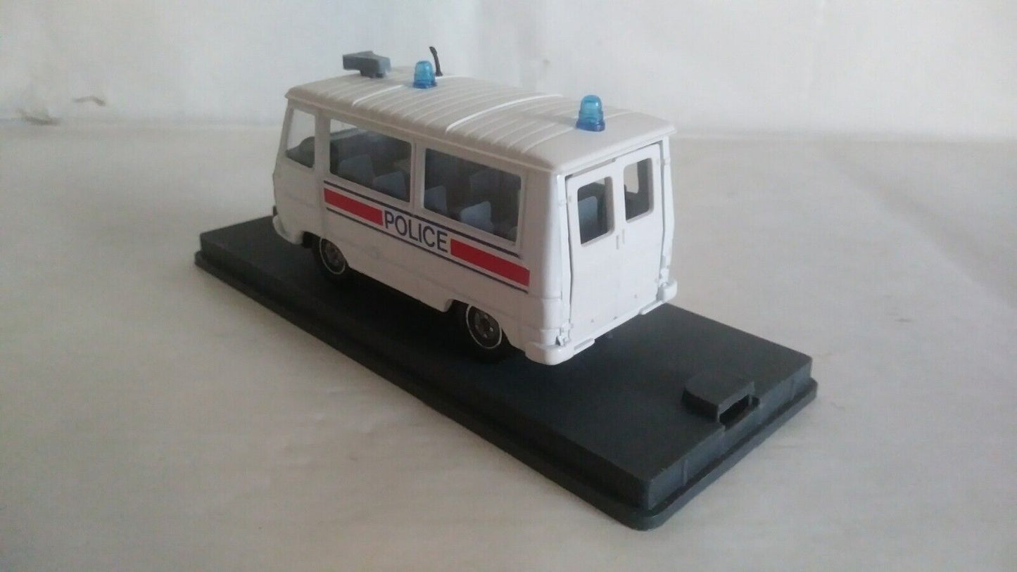 PEUGEOT J9 POLICE VEREM 1/43