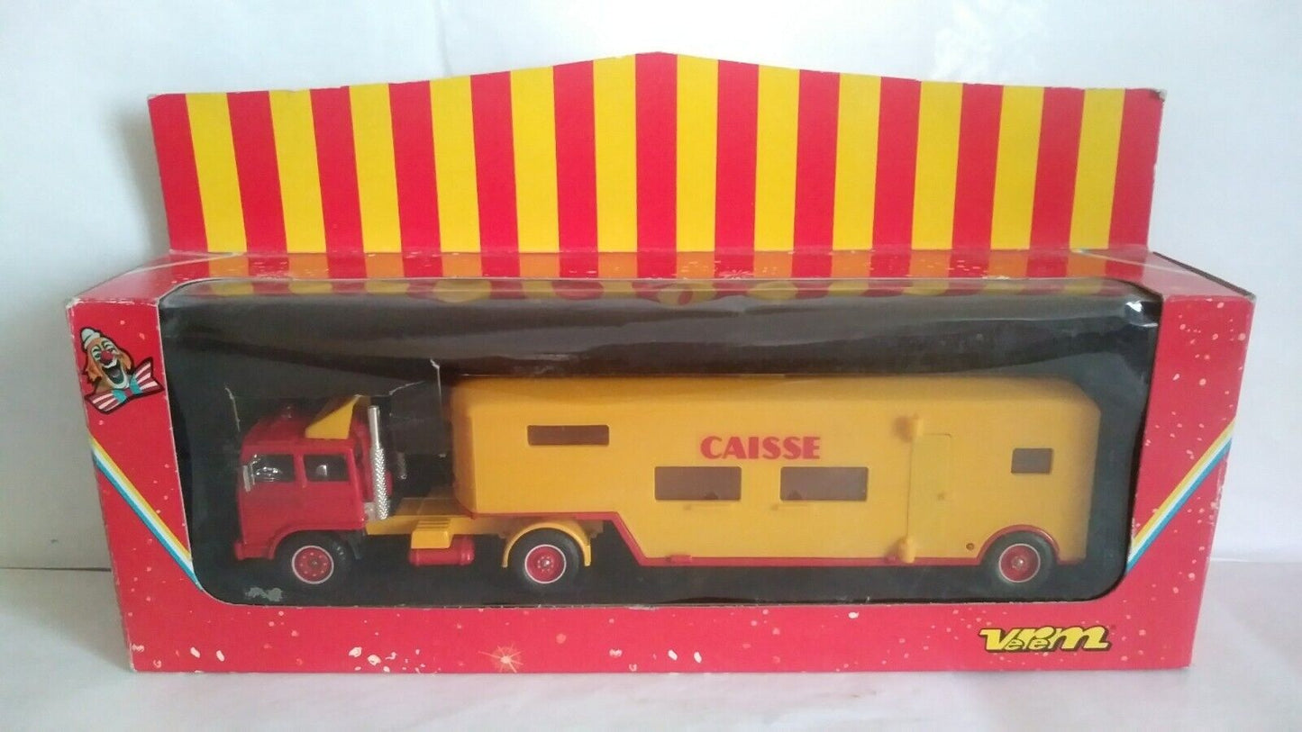 RENAULT CAMION TRASPORTO ANIMALI CIRCO PINDER VEREM SCALA 1/50