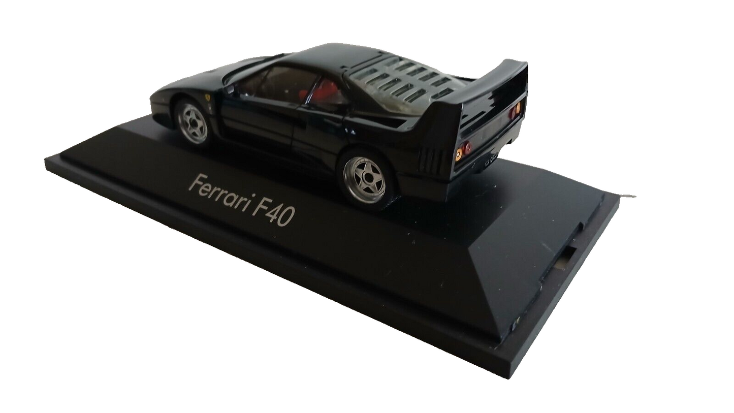 FERRARI F40 HERPA SCALA 1/43