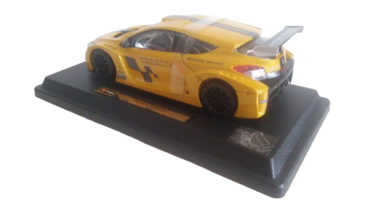 RENAULT MEGANE BURAGO SCALA 1/24