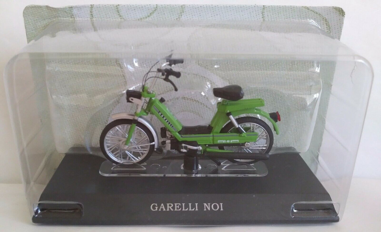 PASSIONE MOTORINI 1:18 SCEGLI DAL MENU A TENDINA