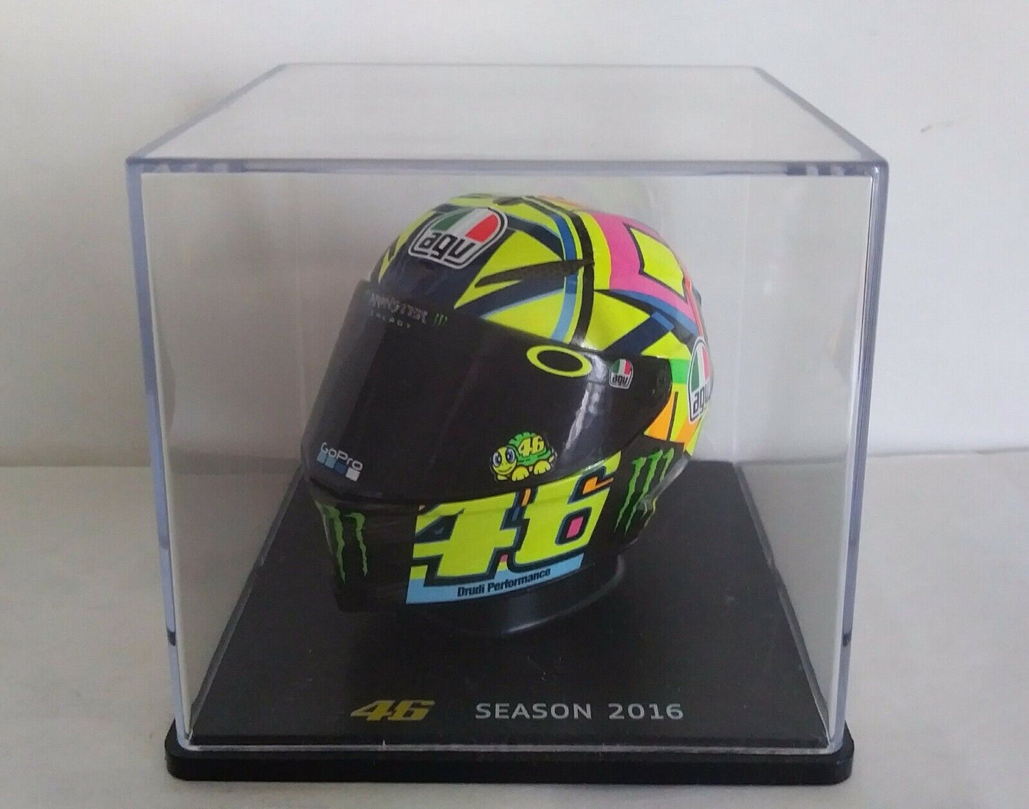 CASCHI - HELMET - VALENTINO ROSSI SCEGLI DAL MENU A TENDINA