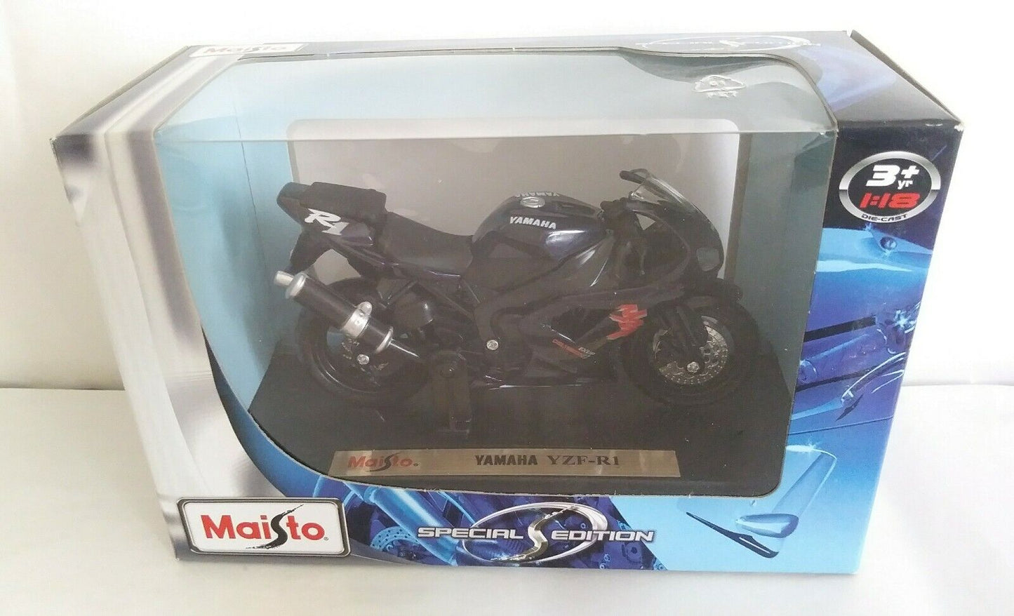 YAMAHA YZF-R1 MAISTO SCALA 1/18